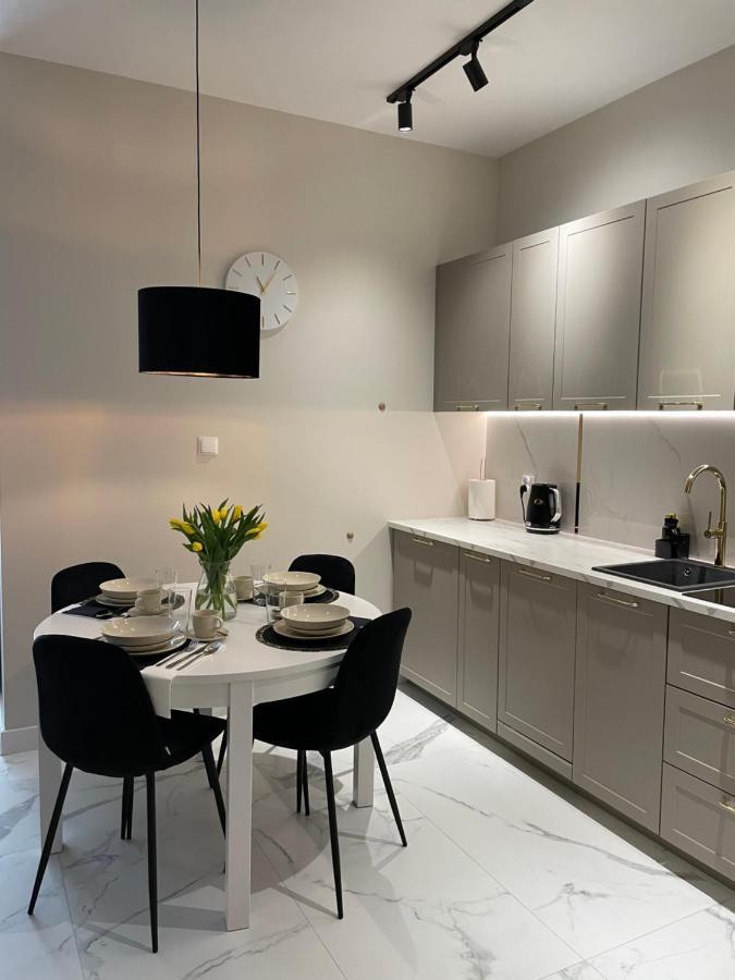 Sunset Resort Apartament Dziesiatka Przy Plazy Grzybowo  Eksteriør billede