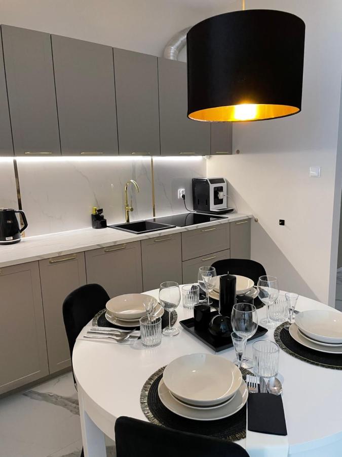 Sunset Resort Apartament Dziesiatka Przy Plazy Grzybowo  Eksteriør billede